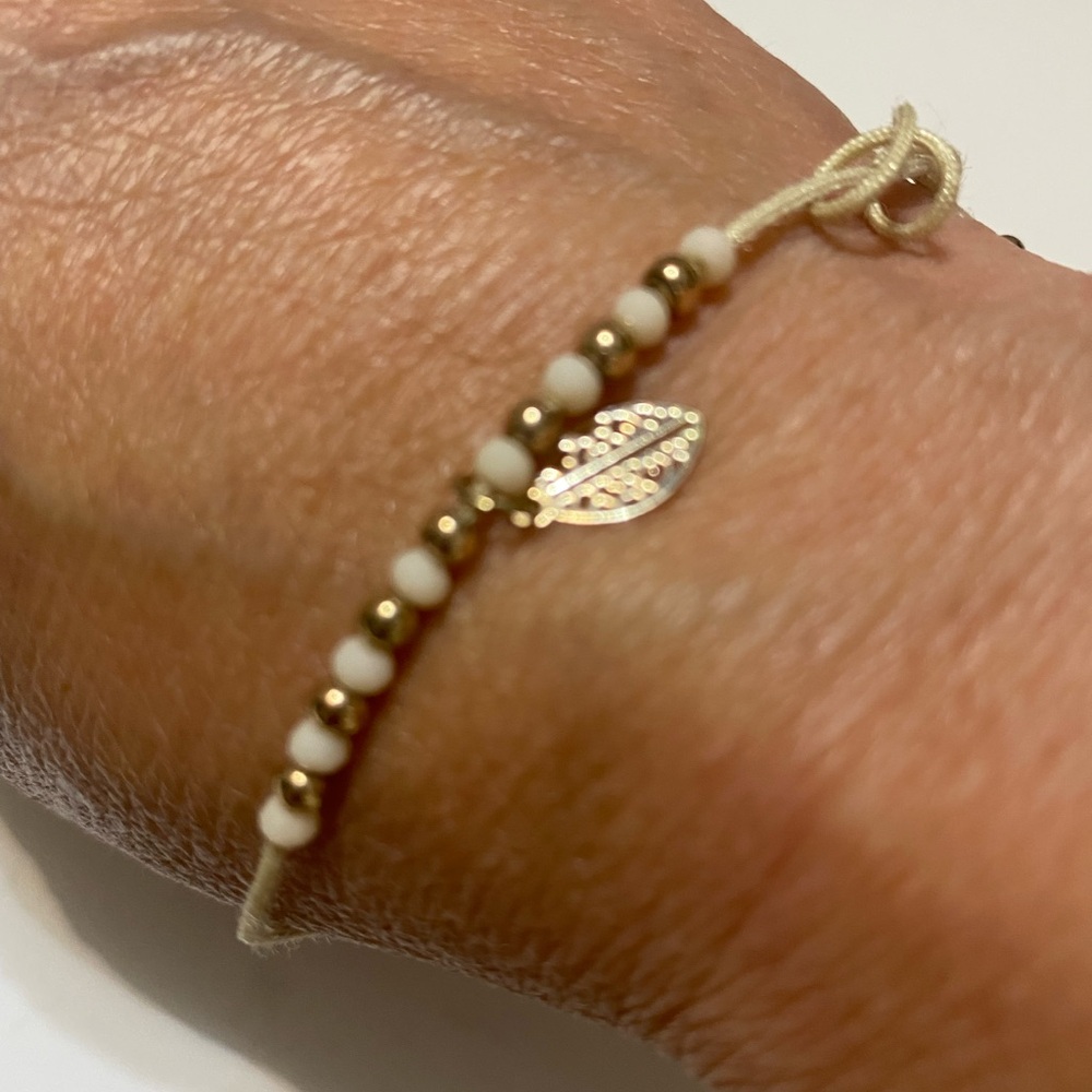 Delicate White and Gold Beaded Leaf Bracelet